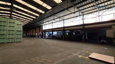 Entrepôt - 5 119 m²