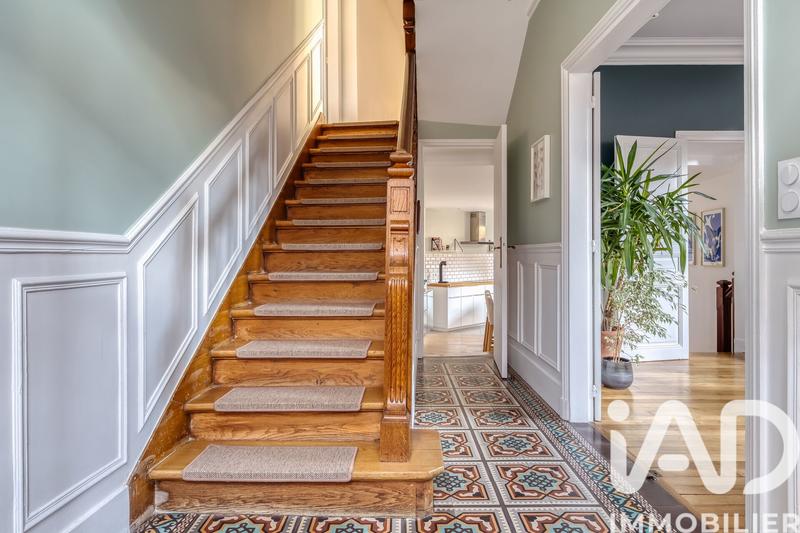 Maison - 162 m² - 6 pièces