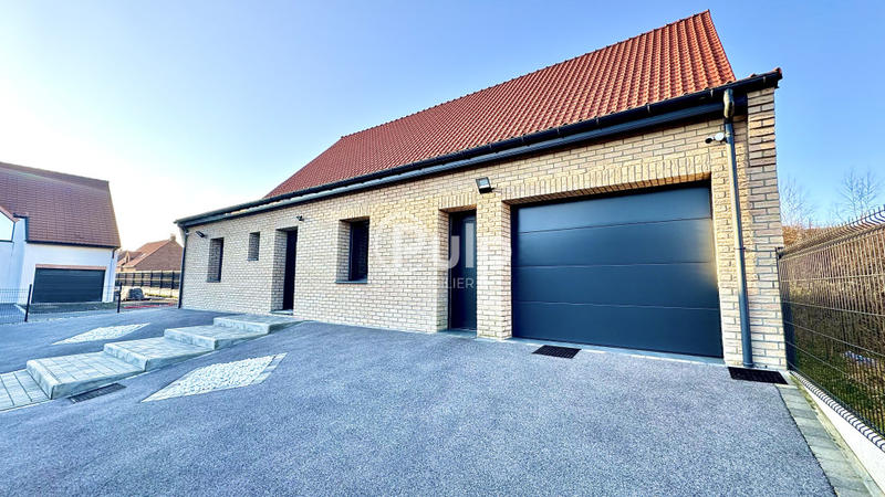 Pavillon - 219 m² - 8 pièces