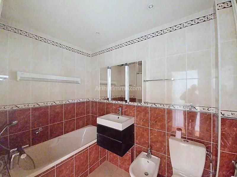 Appartement - 81 m² - 4 pièces