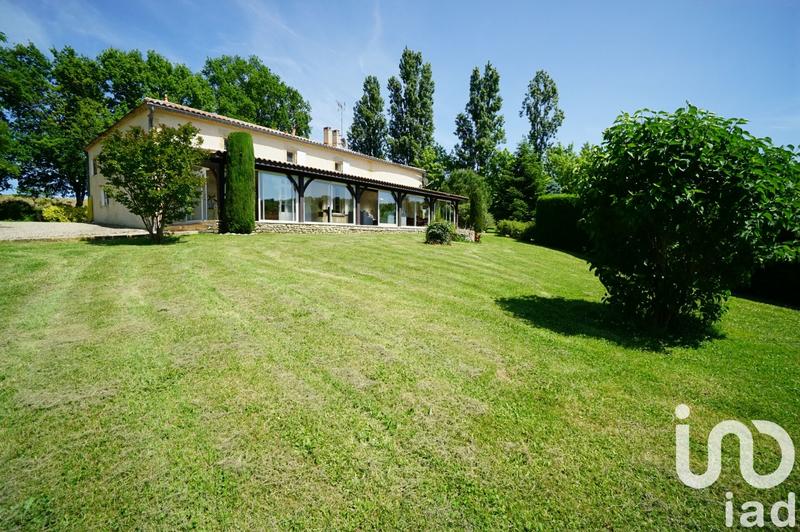 Maison - 314 m² - 10 pièces