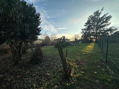 Terrain constructible - 612 m²
