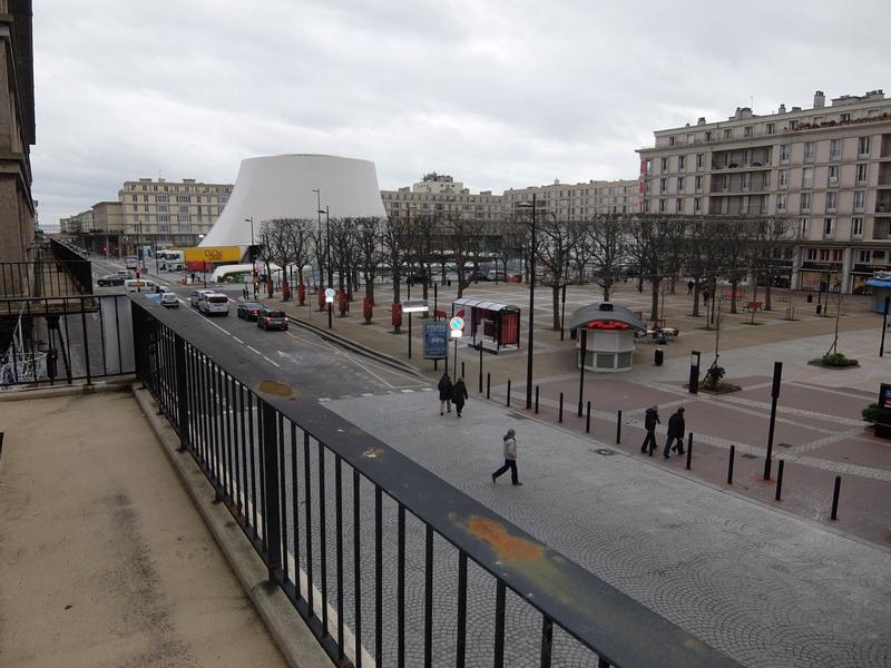 Appartement - 126 m² - 6 pièces