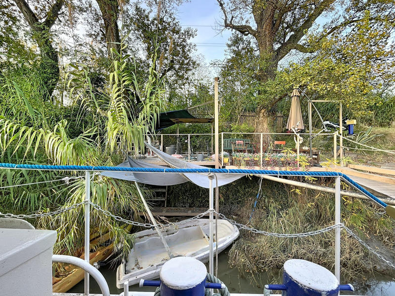 Péniche - 164 m² - 6 pièces