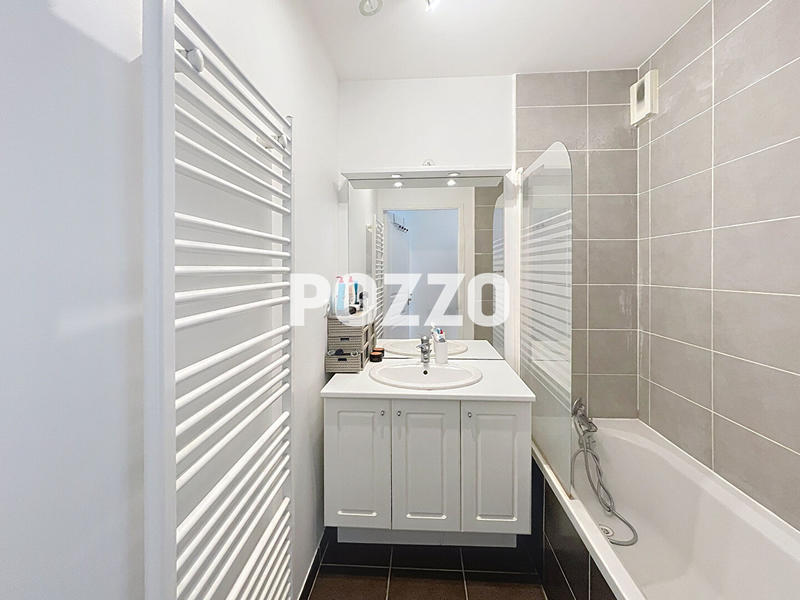 Appartement - 61 m² - 3 pièces