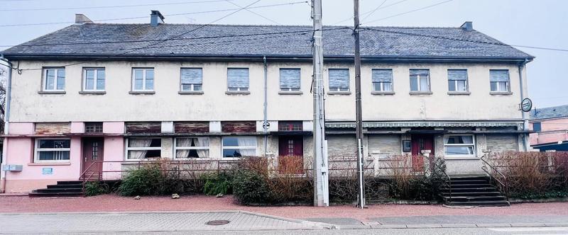 Maison - 530 m² - 12 pièces