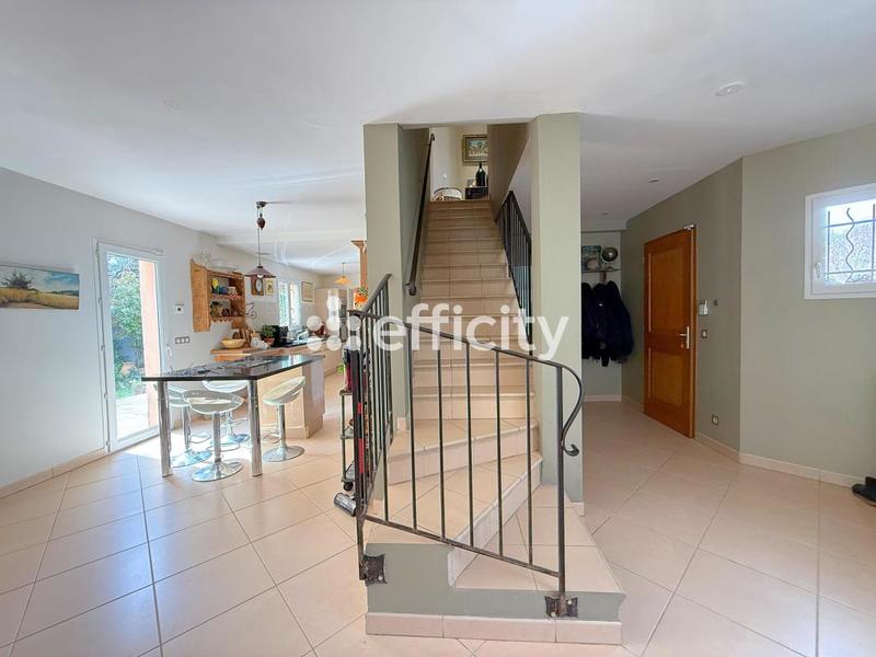 Maison - 150 m² - 5 pièces