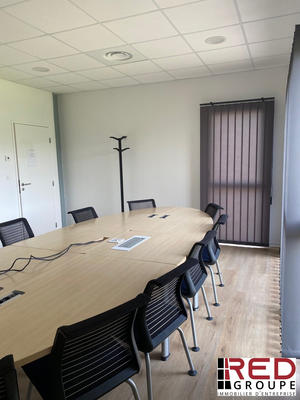 Bureau - 136 m²