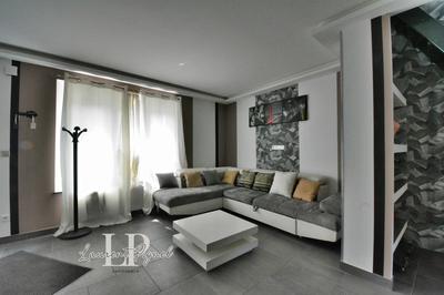 Maison de ville - 104 m² - 4 pièces