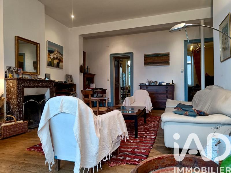 Maison de ville - 239 m² - 9 pièces