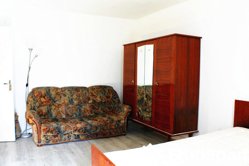 Chambre - 11 m² - 1 pièce