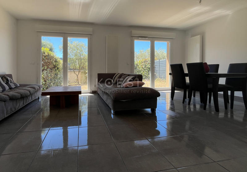 Maison - 92 m² - 4 pièces