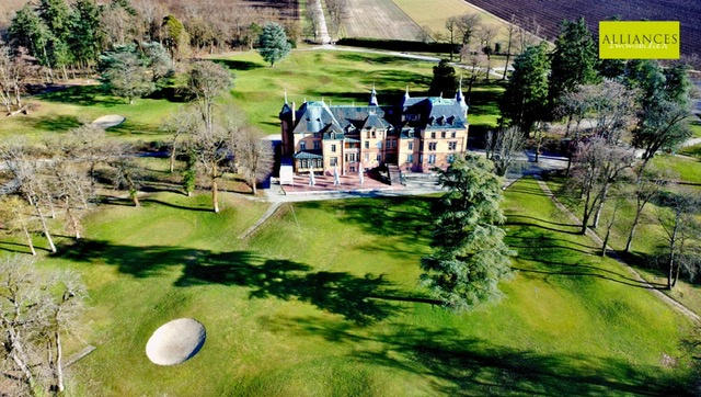 Fonds de commerce - Local commercial - 1 190 000 m²