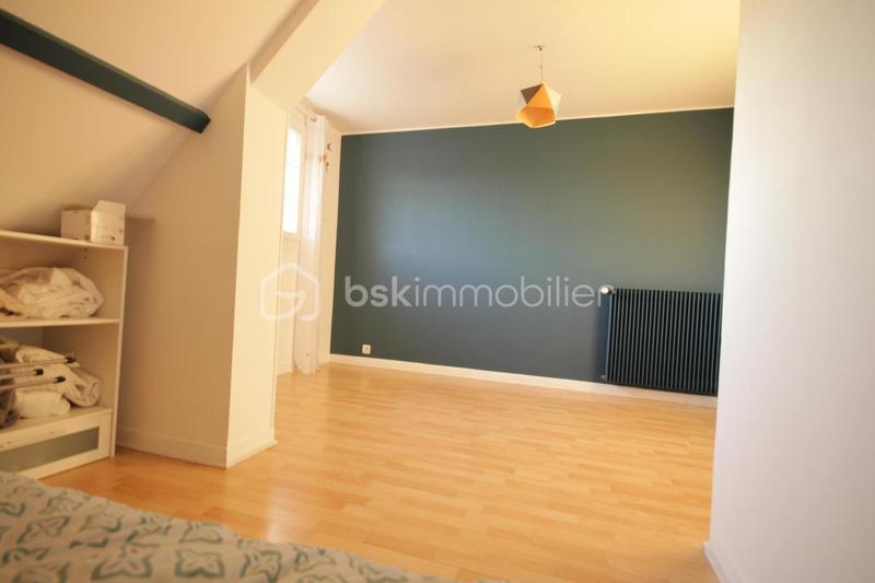 Pavillon - 175 m² - 9 pièces