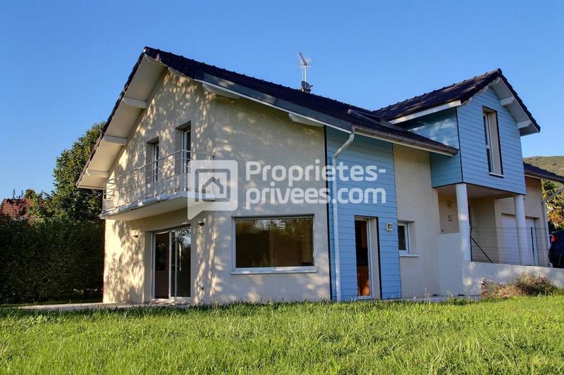 Maison - 147 m² - 8 pièces