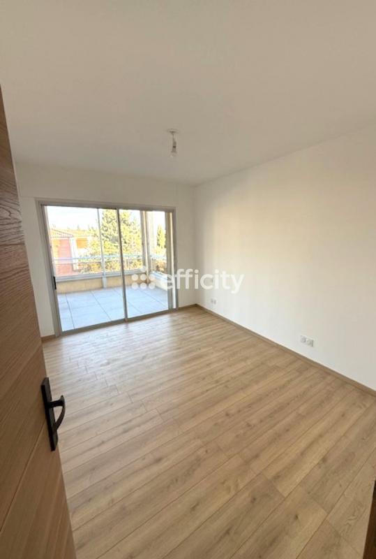 Appartement - 82 m² - 5 pièces