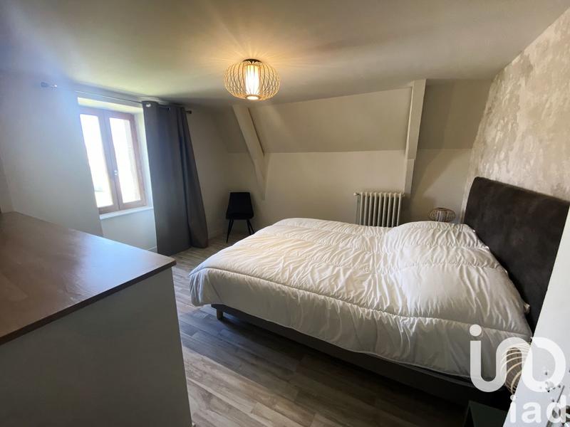 Maison - 185 m² - 8 pièces