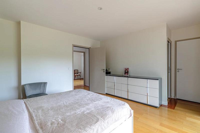 Maison - 200 m² - 7 pièces