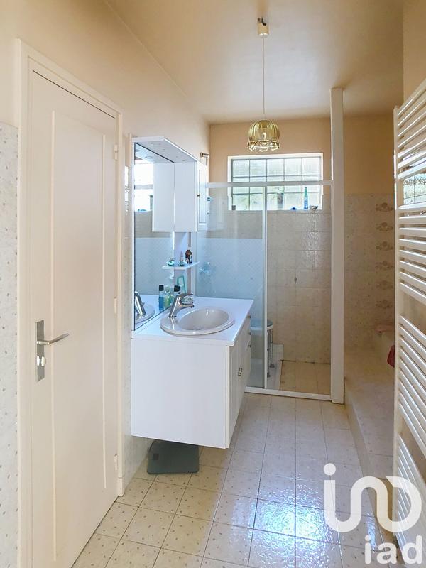 Maison - 179 m² - 7 pièces