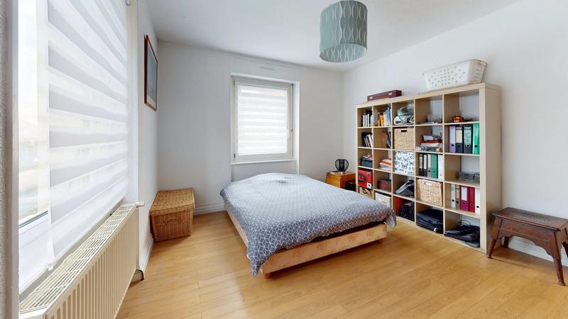 Maison - 189 m² - 8 pièces