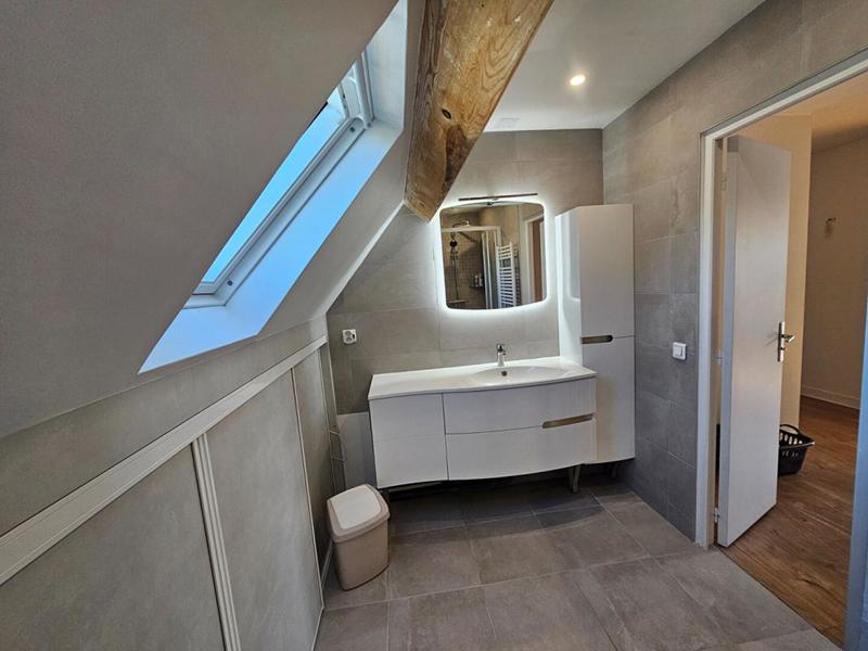 Maison - 205 m² - 7 pièces