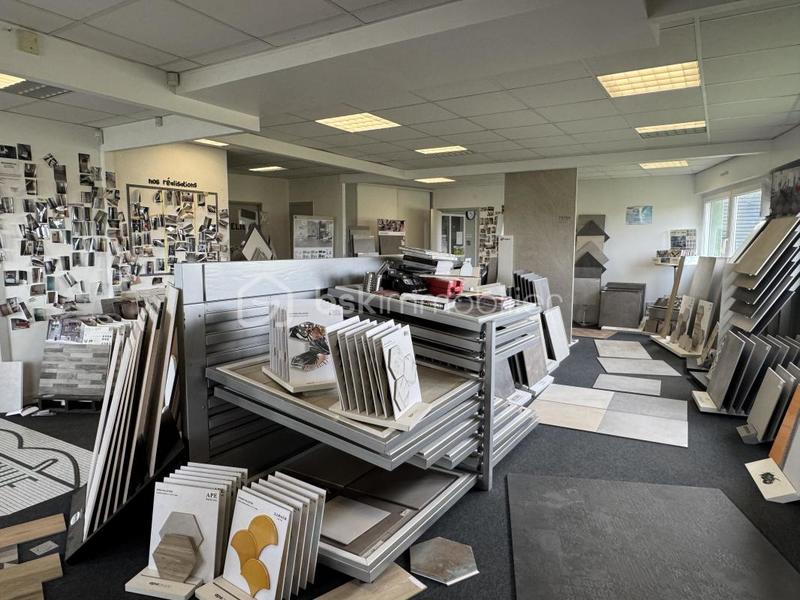 Entrepôt - 540 m² - 3 pièces