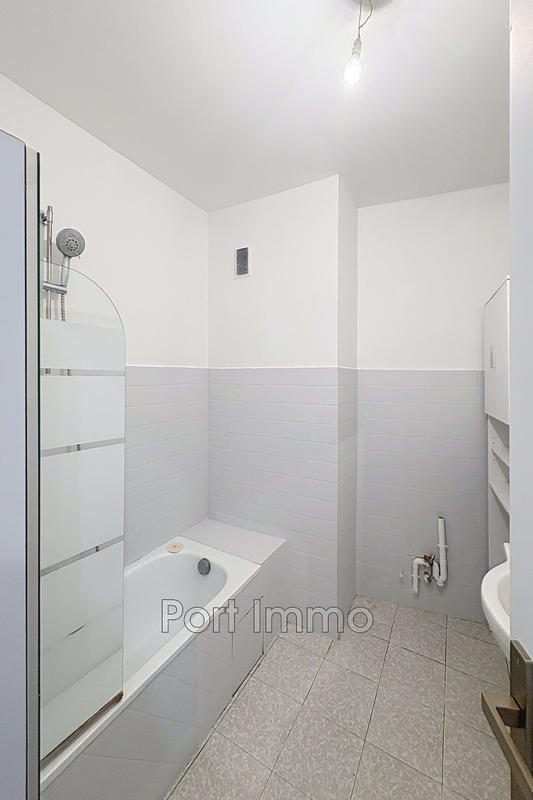 Appartement - 95 m² - 4 pièces
