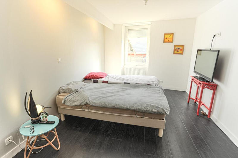 Appartement - 100 m² - 4 pièces