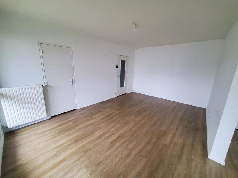 Appartement ancien - 77 m² - 4 pièces