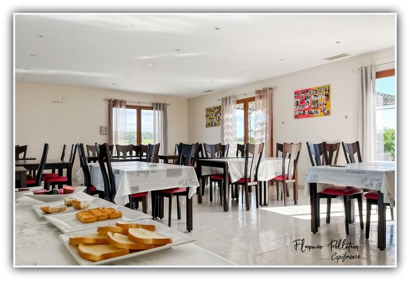 Maison - 605 m² - 18 pièces