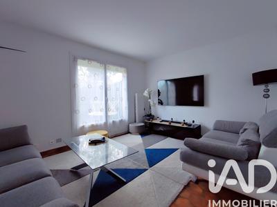 Maison - 140 m² - 8 pièces