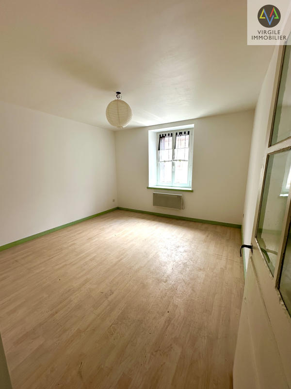 Immeuble - 218 m² - 12 pièces