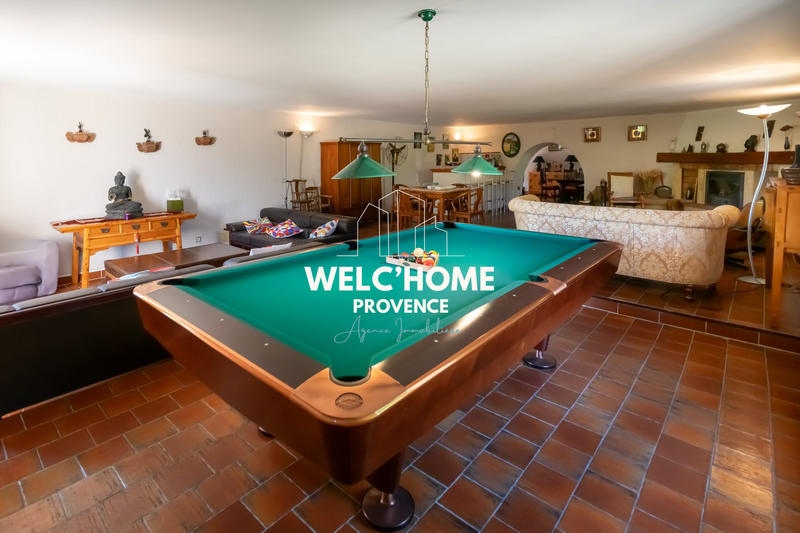 Maison ancienne - 390 m² - 9 pièces