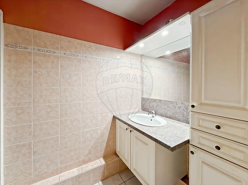 Appartement - 88 m² - 6 pièces