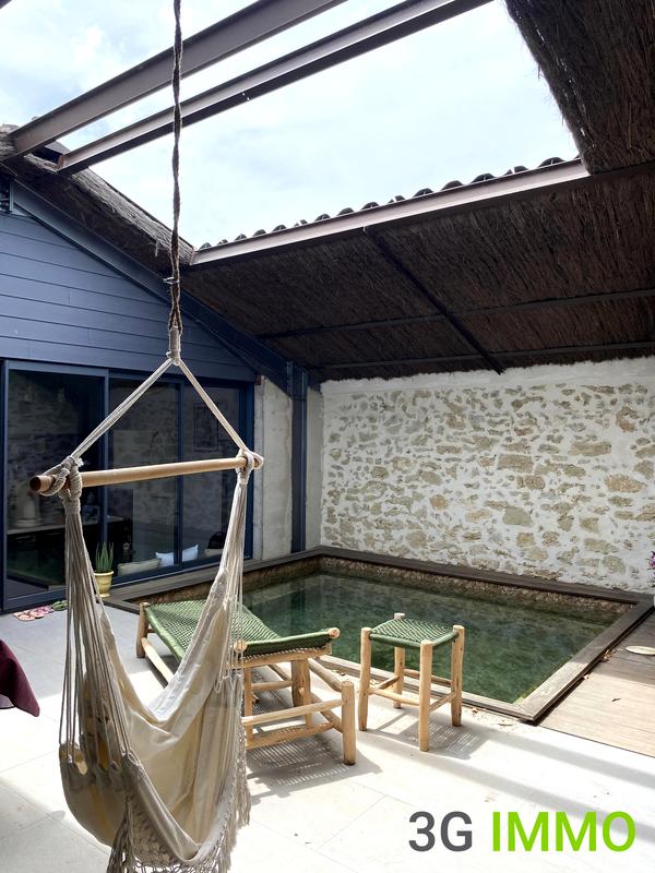 Maison - 204 m² - 7 pièces