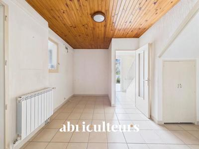 Maison - 94 m² - 5 pièces