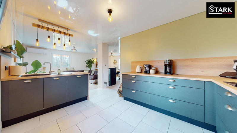 Maison - 103 m² - 5 pièces