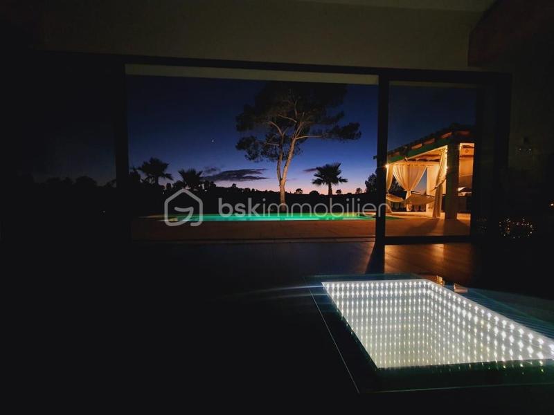 Maison - 170 m² - 4 pièces