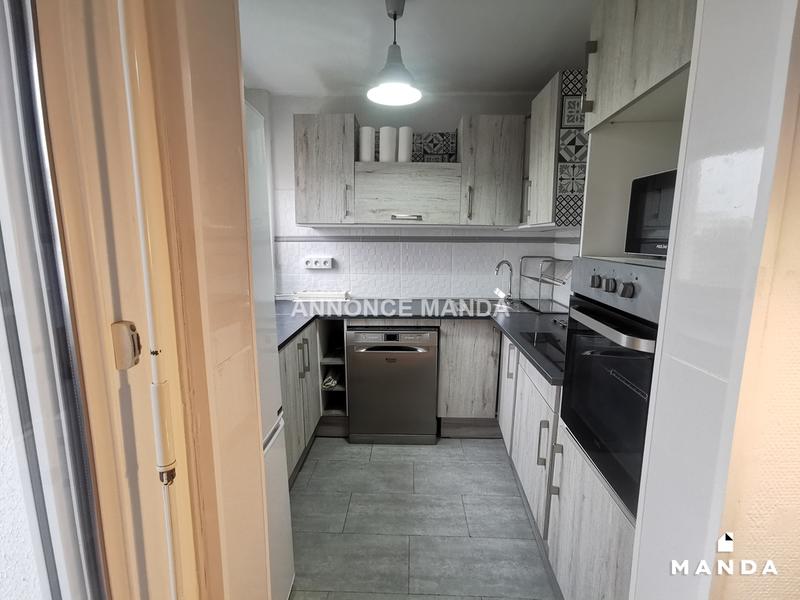 Chambre - 10 m² - 4 pièces