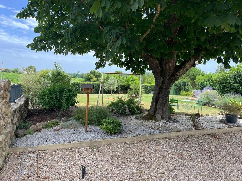 Maison en pierre - 254 m² - 7 pièces