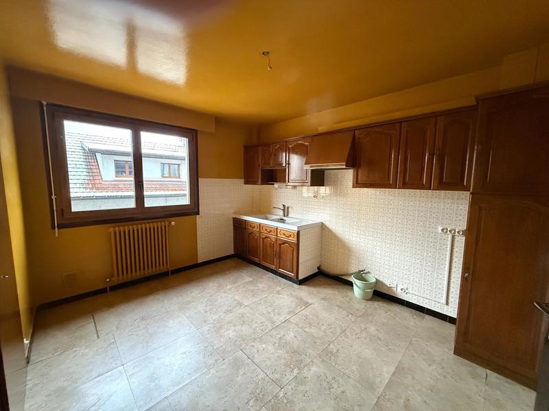 Appartement - 92 m² - 5 pièces