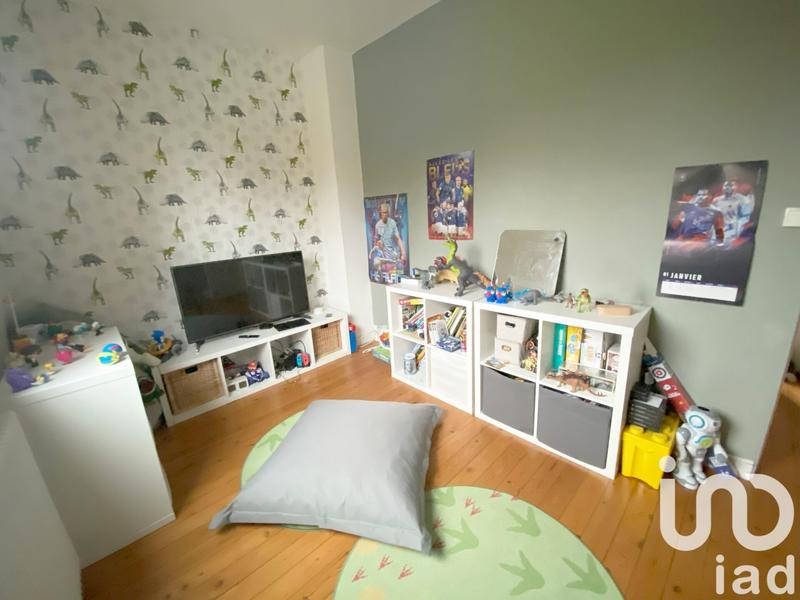 Maison - 187 m² - 9 pièces