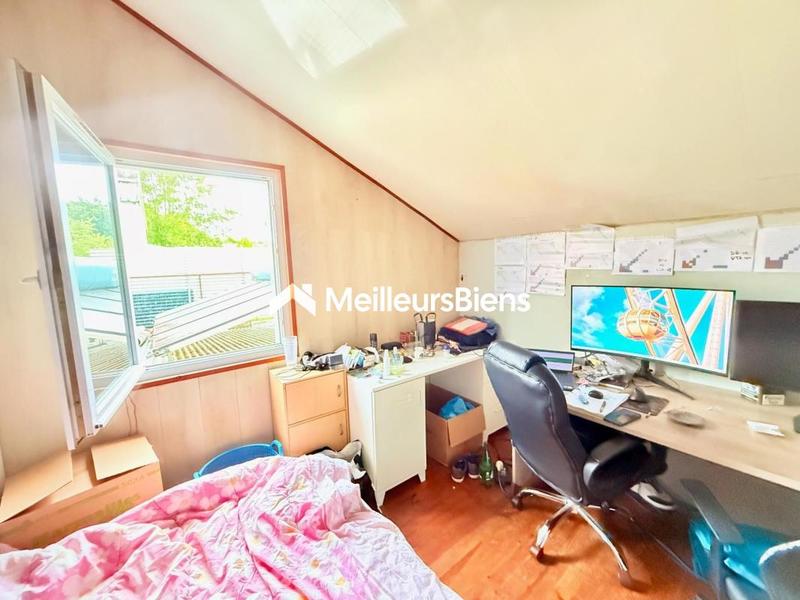 Maison - 131 m² - 10 pièces