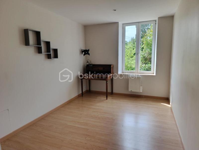 Maison - 242 m² - 10 pièces