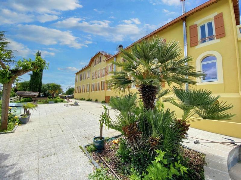 Fonds de commerce - 850 m²