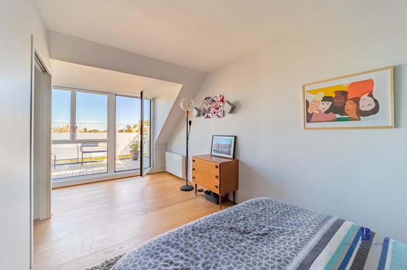 Appartement - 153 m² - 6 pièces