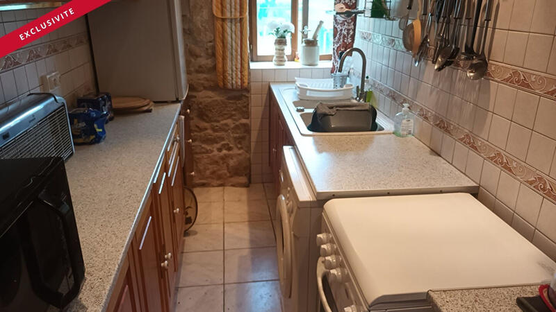 Maison - 140 m² - 9 pièces