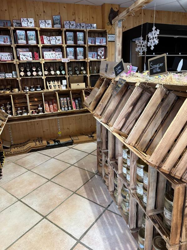 Local commercial - 113 m² - 2 pièces