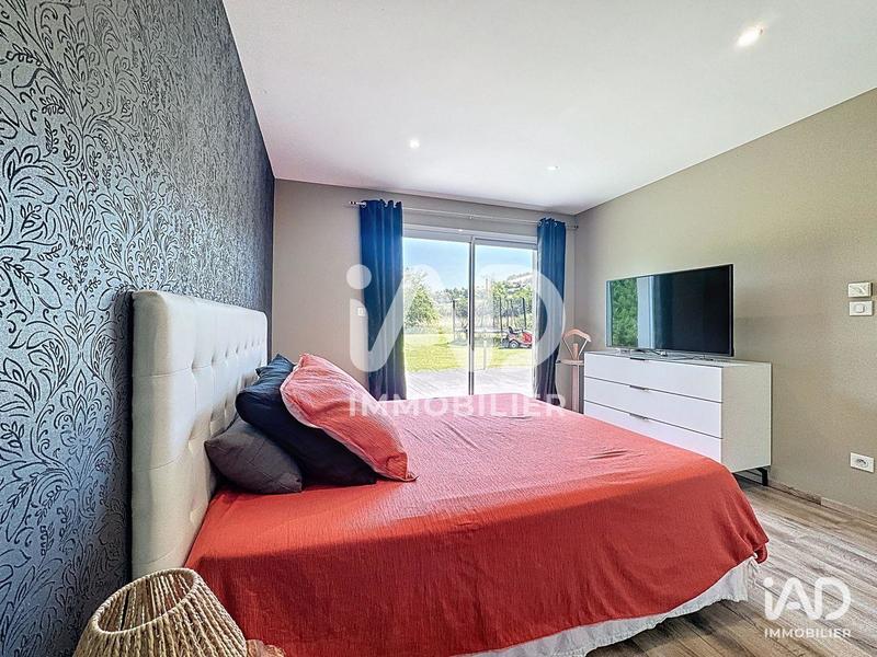 Maison - 182 m² - 5 pièces