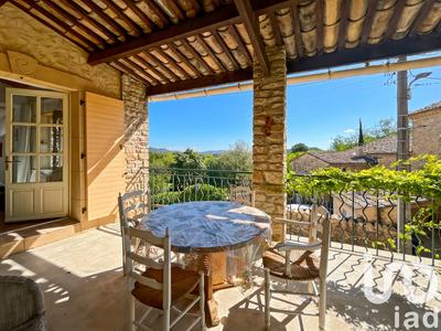 Maison - 230 m² - 8 pièces